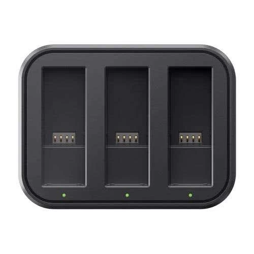 Insta360 Ace Pro Fast Charge Hub (CINSAAXE) 3 Insta360 Ace Pro Fast Charge Hub (CINSAAXE)