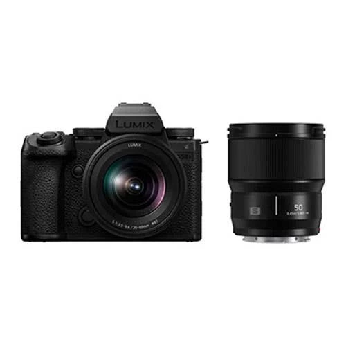 Panasonic Lumix S5 IIX Mirrorless Camera With 20-60mm And 50mm Lenses (DCS5M2XW) 3 Panasonic Lumix S5 IIX Mirrorless Camera With 20-60mm And 50mm Lenses (DCS5M2XW)