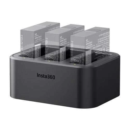 Insta360 Ace Pro Fast Charge Hub (CINSAAXE) 5 Insta360 Ace Pro Fast Charge Hub (CINSAAXE) - Image 3