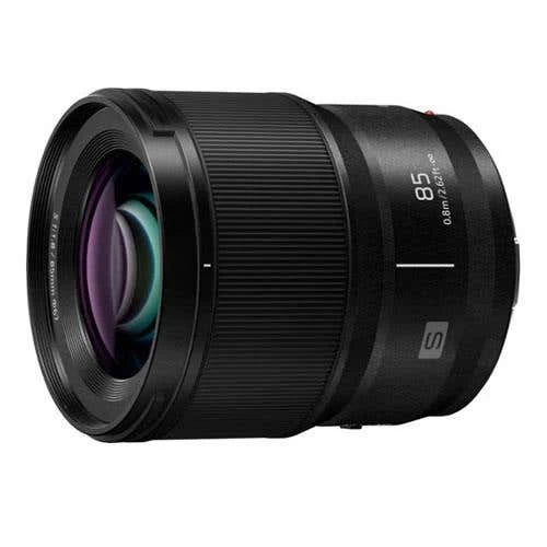 Panasonic Lumix S 85mm F/1.8 Lens (SS85) 3 Panasonic Lumix S 85mm F/1.8 Lens (SS85)