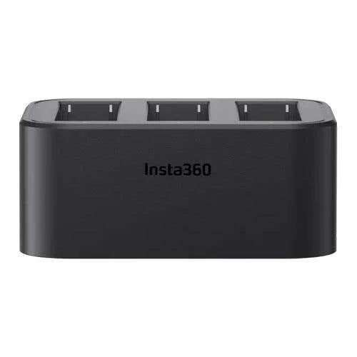 Insta360 Ace Pro Fast Charge Hub (CINSAAXE) 4 Insta360 Ace Pro Fast Charge Hub (CINSAAXE) - Image 2