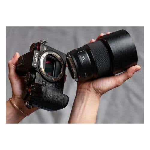 Panasonic Lumix S 85mm F/1.8 Lens (SS85) 7 Panasonic Lumix S 85mm F/1.8 Lens (SS85) - Image 5